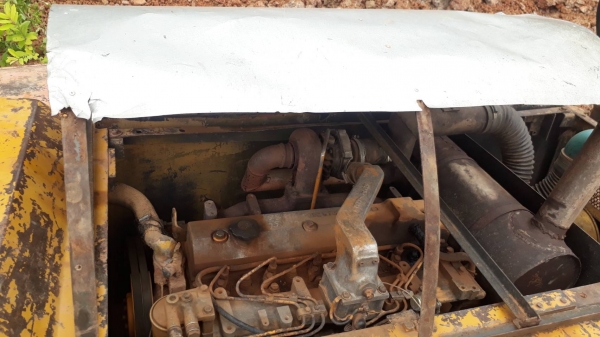 ขายด่วน KOMATSU PC200-5 สภาพใช้งานปกติ เครื่องเดิม ปั้มเดิม โซ่ช่วงล่างพร้อมใช้งาน เอกสารเล่มทะเบียน สนใจสอบถาม  093 0764943 K ตั้ม
