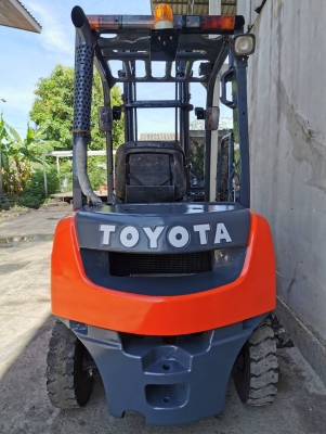 ขายด่วนน!! TOYOTA รุ่น 8 FD20 เสา 4 เมตร เกียร์ Auto