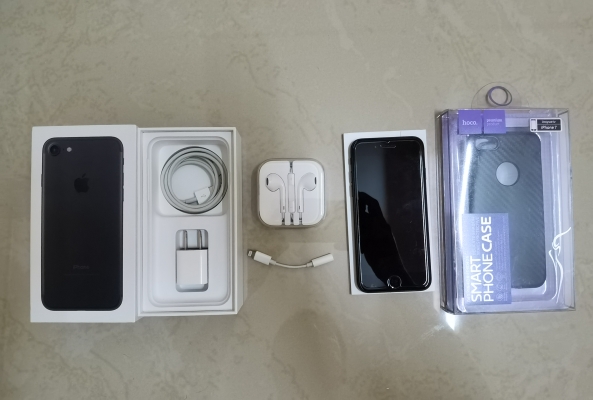 ขายมือถือ iPhone 7 128GB สีดำ อุปกรณ์แท้ครบยกกล่อง