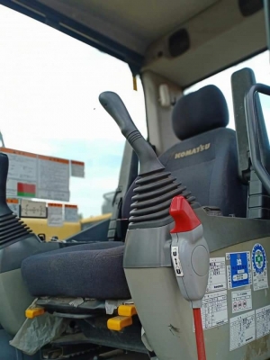 ขาย KOMATSU PC120-8 เก่านอกแท้  เดิมๆๆ  เครื่องปั๊มแห้ง..สภาพสวย ใช้งานมาน้อย  โทร 089-3818694 จ๊อย