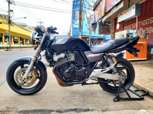 ขาย HONDA CB400 VTEC1 ปี2000 เดิมๆ สีสวย มีท่อแต่ง แฮนด์บาร์ ระบบไฟติดครบ ยางหน้าหลังเต็ม อินวอยส์ ส