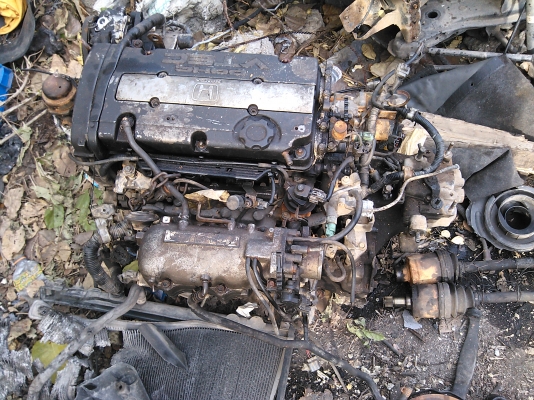 ขายเครื่องhonda  H 22 +เกียร์ธรรมดาแค๊มคู่ยกลงจากแอ๊กค๊อด 10000