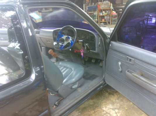 ขายด่วนๆ toyota mtx cab ปี 92  สภาพพร้อมใช้งาน *ขายแล้ว*