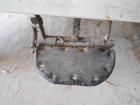 ขายรถแลนโรเวอร์ เดิมๆ เครืองใช้งานได้ เล่มทะเบียนพร้อม ขายรถแลนโรเวอร์ เดิมๆ เครืองใช้งานได้ เล่มทะเบียนพร้อม