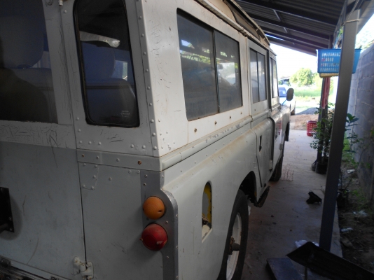 ขายรถแลนโรเวอร์ เดิมๆ เครืองใช้งานได้ เล่มทะเบียนพร้อม ขายรถแลนโรเวอร์ เดิมๆ เครืองใช้งานได้ เล่มทะเบียนพร้อม