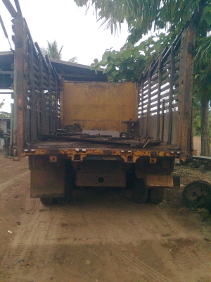 ขายสิบล้อหัวยาวสองเพลาดั๊มช่วงล่างฟูโซ่รุ่นเบรคใหญ่