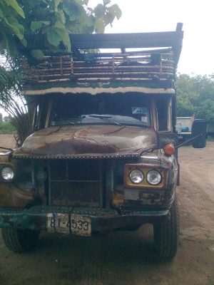 ขายสิบล้อหัวยาวสองเพลาดั๊มช่วงล่างฟูโซ่รุ่นเบรคใหญ่