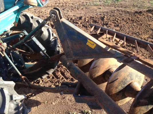 ขายรถไถ Kubota L1-18(4WD) มีภาพวีดีโอ พร้อม,ผานพรวน-คราด พวงมาลัยเพาเวอร์ อุปกรณ์พร้อมใช้งาน รถสภาพส