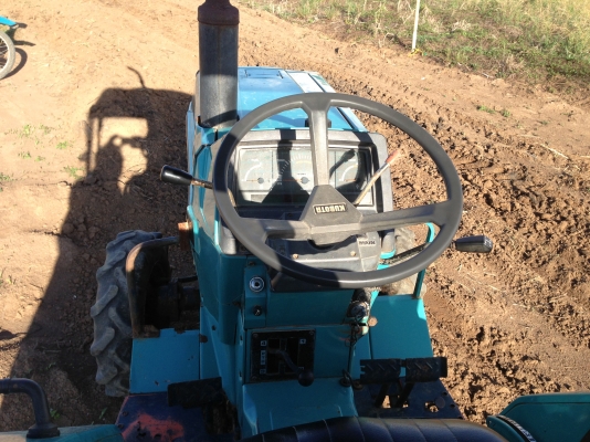 ขายรถไถ Kubota L1-18(4WD) มีภาพวีดีโอ พร้อม,ผานพรวน-คราด พวงมาลัยเพาเวอร์ อุปกรณ์พร้อมใช้งาน รถสภาพส