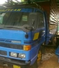 ISUZU NPR 115 HP 4BD1 รถบรรทุก 6 ล้อ กระบะเหล็กคอกไม้ความยาว 4.30 เมตรสภาพอย่างสวย เครื่องแห้งแรงดี ภายในเก๋งคอนโซลสวยครบ เกียร์สั้น ช่วงล่างเดิมๆคัชซีไม่มีดาม ยาง 7.50 ขอบ 16 สภาพดีพร้อมบรรทุกพร้อมใช้งาน เอกสารทะเบียนภาษีครบพร้อมโอน ราคาต่อรองได้ครับ
