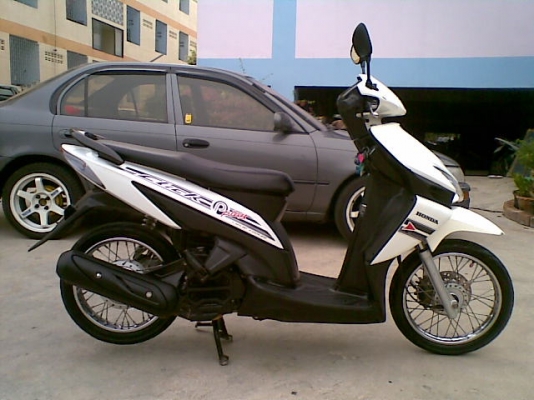 ขาย honda คลิก เพลย์ สีขาว ปี50 เดิมๆ โทร 0831799040 โส