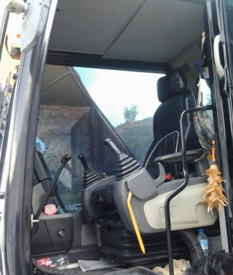 ขายรถแบ็คโฮ CAT 320 D รุ่นล่าสุด ใช้แค่ 6,000 ชม.แน่นทุกอย่าง สวยที่สุด