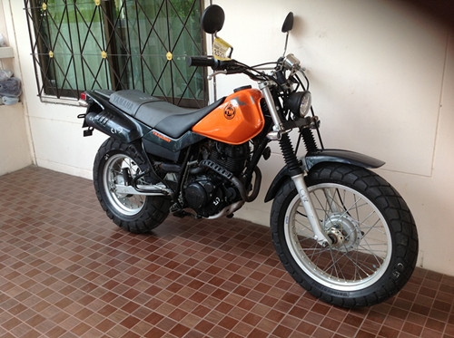 ***ขาย TW 200 ปีใหม่ สวยๆเครื่องดีมากๆประกอบใหม่ 43000***OHM คอนหวัน สภาพสวยครับ เครื่องดีมาก สตาดมือ เท้า ปกติครับ แบตใหม่ครับ สีเดิมครับ  ยาง ล้อ ใสปิ้ง ระบบไฟใช้ได้ทุกอย่างครับ อินวอยออกชื่อครับ ลองดูครับ สนใจ 0858730704 ohm คอนหวัน