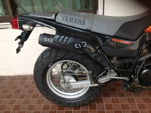 ***ขาย TW 200 ปีใหม่ สวยๆเครื่องดีมากๆประกอบใหม่ 43000***OHM คอนหวัน สภาพสวยครับ เครื่องดีมาก สตาดมือ เท้า ปกติครับ แบตใหม่ครับ สีเดิมครับ  ยาง ล้อ ใสปิ้ง ระบบไฟใช้ได้ทุกอย่างครับ อินวอยออกชื่อครับ ลองดูครับ สนใจ 0858730704 ohm คอนหวัน