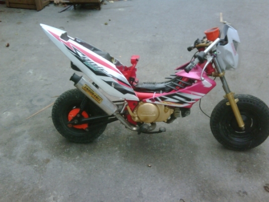 ขาย yamaha chappy แต่ง มีคลัช สวยๆ เท่ห์ ราคา 8888บาท (ต่อรองได้น่ะ) ขาย yamaha chappy แต่ง มีคลัช สวยๆ เท่ห์ ราคา 8888บาท (ต่อรองได้น่ะ)