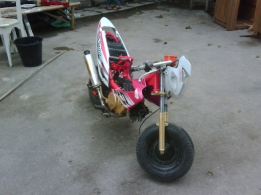 ขาย yamaha chappy แต่ง มีคลัช สวยๆ เท่ห์ ราคา 8888บาท (ต่อรองได้น่ะ)