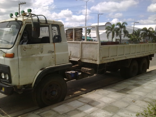 ขายอีซูซุ JCM เครื่อง 195 เพลาเดียว มีเล่มทะเบืยนแจ้งจอด ราคาต่อรองใด้ 086-2465934