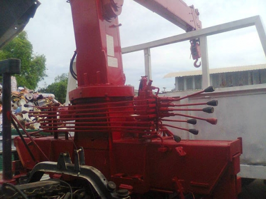 ขายอีซูซุ JCM เครื่อง 195 เพลาเดียว มีเล่มทะเบืยนแจ้งจอด ราคาต่อรองใด้ 086-2465934