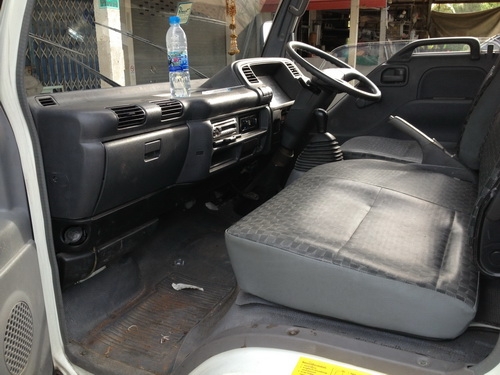 ขายรถ 4 ล้อใหญ่ตู้ สภาพสวยๆพร้อมใช้งาน