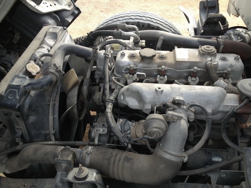 ขายรถ 4 ล้อใหญ่ตู้ สภาพสวยๆพร้อมใช้งาน