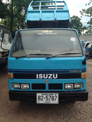 4ล้อดั้มISUZU NKR 88แรงม้า รถห้างแท้