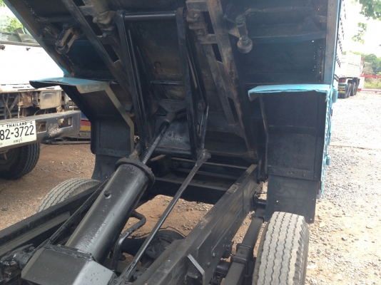 4ล้อดั้มISUZU NKR 88แรงม้า รถห้างแท้