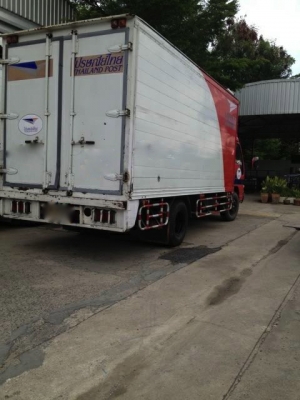 รถอิซูซุ 6 ล้อ ตู้ไปรษณีย์ 130 แรงม้า ปี 48  สนใจติดต่อ 081 - 6079515