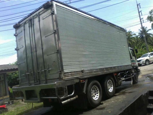 รถฮีโน่ 10 ล้อ ตู้เย็น FL3H 195 แรงม้า  สนใจติดต่อ 081 - 6079515