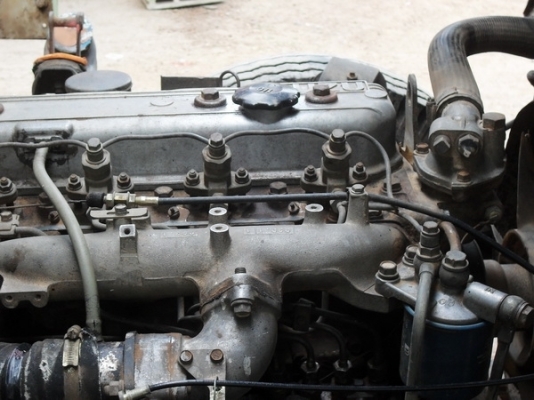 ขายรถบรรทุก 6 ล้อ isuzu KS 22 ยกห้วได้ พวงมาลัยพาวเวอร์ เครื่อง 4BD1 เครื่องดี แชสซีส์ดี เกียร์ดี ช่วงล่างดี ทะเบียนหมด 30 กันยายน 2555 นี้ ครับ