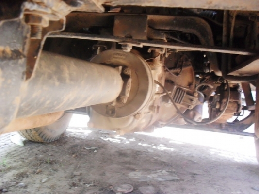 ขายรถบรรทุก 6 ล้อ isuzu KS 22 ยกห้วได้ พวงมาลัยพาวเวอร์ เครื่อง 4BD1 เครื่องดี แชสซีส์ดี เกียร์ดี ช่วงล่างดี ทะเบียนหมด 30 กันยายน 2555 นี้ ครับ