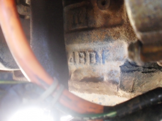 ขายรถบรรทุก 6 ล้อ isuzu KS 22 ยกห้วได้ พวงมาลัยพาวเวอร์ เครื่อง 4BD1 เครื่องดี แชสซีส์ดี เกียร์ดี ช่วงล่างดี ทะเบียนหมด 30 กันยายน 2555 นี้ ครับ