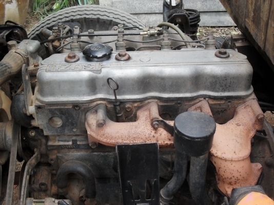 ขายรถบรรทุก 6 ล้อ isuzu KS 22 ยกห้วได้ พวงมาลัยพาวเวอร์ เครื่อง 4BD1 เครื่องดี แชสซีส์ดี เกียร์ดี ช่วงล่างดี ทะเบียนหมด 30 กันยายน 2555 นี้ ครับ