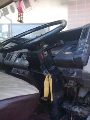 ขายด่วน 6 ล้ออีซูซุ ติดเครน รถสภาพเดิมๆ คัสซีสวยมาก