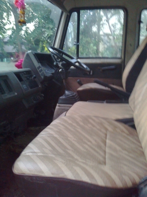 ขายด่วน 6 ล้ออีซูซุ ติดเครน รถสภาพเดิมๆ คัสซีสวยมาก