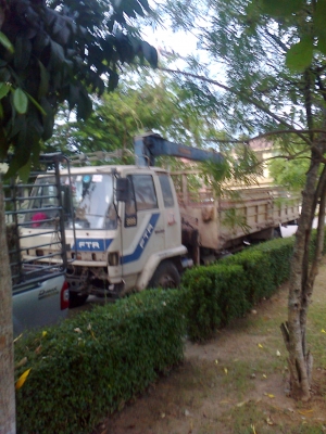 ขายด่วน 6 ล้ออีซูซุ ติดเครน รถสภาพเดิมๆ คัสซีสวยมาก