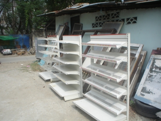 ขายด่วนชั้นวางสินค้าแข็งแรงเหล็กหนามีจำนวนจำกัดขายถูกๆๆๆๆๆโทรเลยถ้าสนใจนำไปค้าขาย