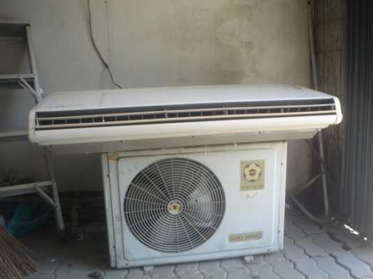 แอร์บ้านตั้งแขวนไซโจ 21000BTU MODEL-21A ติดตั้งได้เลย6,500บาทยินดีจัดส่งทั่วประเทศครับ