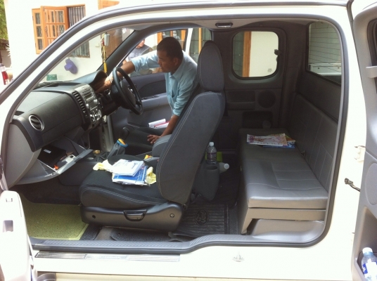 FORD RANGER WILDTRACK OPENCAB 2.5 MT ปี 53 ท็อปสุด รถบ้านเดิมๆสวยบางทั้งคัน เครื่องแห้งแรงดี ภายในสวยเต็ม CD ABS EBD AIRBAG ซ.ล็อก ก.ไฟฟ้า พ.เพาเวอร์ ช่วงล่างแน่นหนึบ พร้อมใช้งานได้เลย ราคาต่อรองได้นะครับ