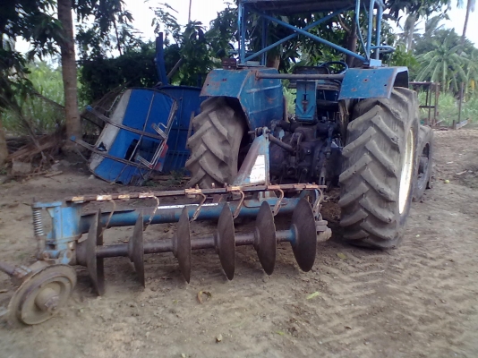 ขายรถไถ Ford 6610 2 เพลาZF ดันหน้า หาง 7 รถไม่ได้จดทะเบียนครับ