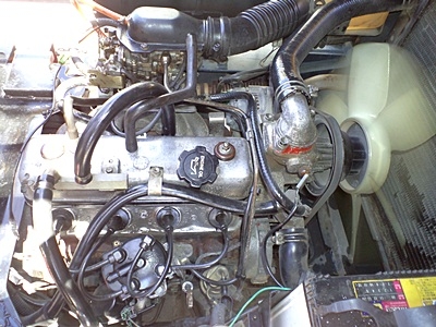 ขายรถยกโตโยต้า 1.5 ตัน รุ่น5 เครื่องเบนซิน เกียร์ออโต้  กระบอกคู่ ยางตันใหม่ เสาสูง 3 เมตร  พวงมาลัยเพาเว่อร์  สีเดิมจากนอก นำเข้าจากญี่ปุ่น ใช้งานได้ทันที