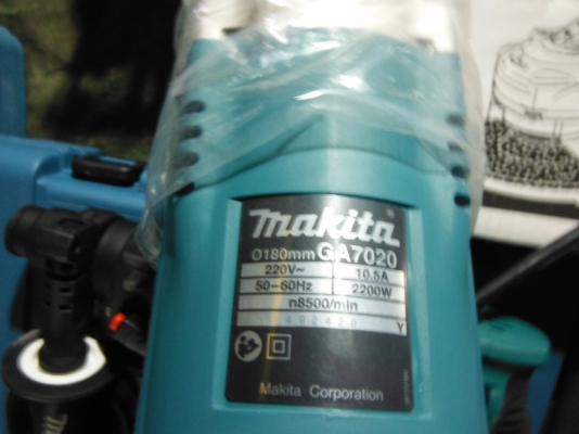 MAKITA GA 7020  รับประกันเจียร์เป็นของแท้แน่นอน