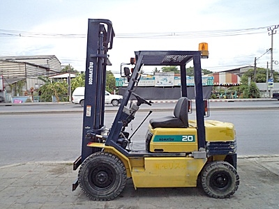 ( www.รถยกสินค้า.com ) ขายถูกรถยกขนาด 500กิโล-4 ตัน นำเข้าจากญี่ปุ่นเอง มีหลายแบบหลายขนาดให้เลือก (มีรถยก50 คัน) ตรวจเช็คระบบเครื่องยนต์ เบรค ครัช ไฮโดลิกเรียบร้อยแล้ว ใช้งานได้ทันที ขอรายละเอียด / รูปถ่ายได้ที่วิวัฒน์ 087-9834888 หรือ www.รถยกสินค้า.com