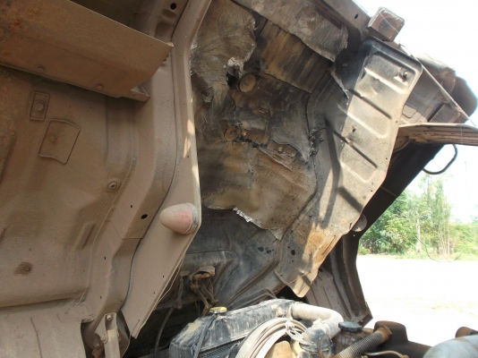 ขานด่วนรถสิบล้อดรั้มหลงโบTFซ๊L7201เครือง220แรงม้า