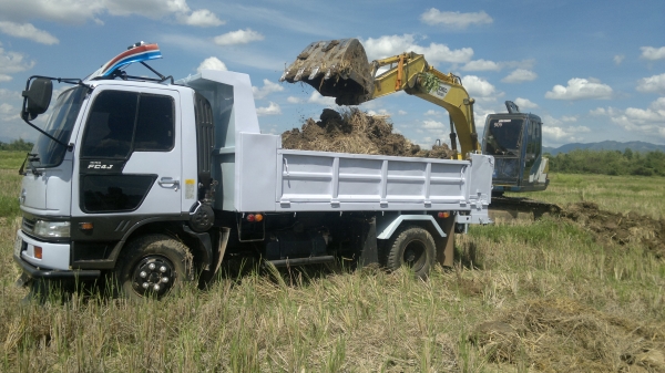 ขาย Hino FC4J 140 แรง ปี 41    แอร์เย็น  เครื่องเดิม เกียร์เดิม  แซทซีสวย