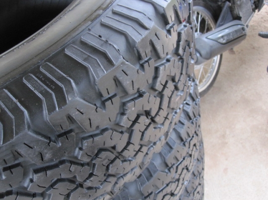 แม็ก 16 ยาง BF 265/70/16  มี 2 ชุดดูของ  อ.เสนา จ.อยุธยา