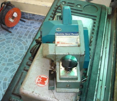 ขายกบไฟฟ้า 3 นิ้ว Makita รุ่น 1100 (750w.)