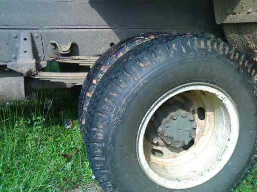 Isuzu NPRดั้ม110 4BE1 เพาเวอร Fหลัง เกียรรอคกี้เสื้อลาย