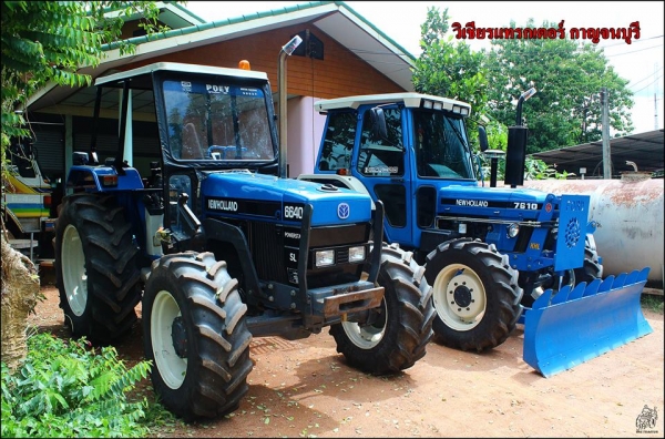 คุณอาภาพร รับรถแล้ว รถไถฟอร์ดรุ่น 6640 NEW HOLLAND 2เพลา รถสวยมาก ระบบธรรมดาทั้งคัน