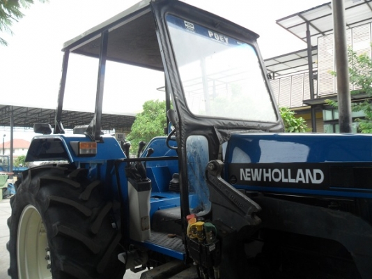 คุณอาภาพร รับรถแล้ว รถไถฟอร์ดรุ่น 6640 NEW HOLLAND 2เพลา รถสวยมาก ระบบธรรมดาทั้งคัน