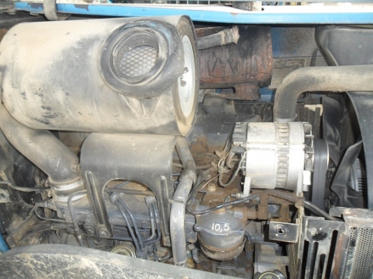 คุณอาภาพร รับรถแล้ว รถไถฟอร์ดรุ่น 6640 NEW HOLLAND 2เพลา รถสวยมาก ระบบธรรมดาทั้งคัน